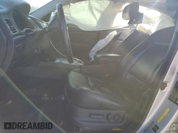 ✅ 2011 Hyundai Genesis • VIN: KMHGC4DE0BU115255 • Лот: 84972065. Опубликован ранее на Copart с пробегом 240 038 миль. Бесплатный доступ к архиву аукционных продаж из США и подробный отчёт об истории автомобиля на DreamBid. Изображение 7.