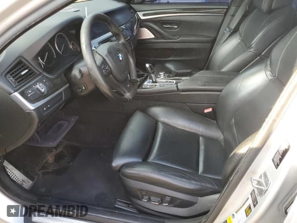 ✅ 2013 BMW 5 Series 535i xDrive • VIN: WBAFU7C54DDU73796 • Lot: 92017855. Listed on Copart with 91,489 mi. Free auction sales archive from the USA and detailed vehicle history report at DreamBid. Image 7.