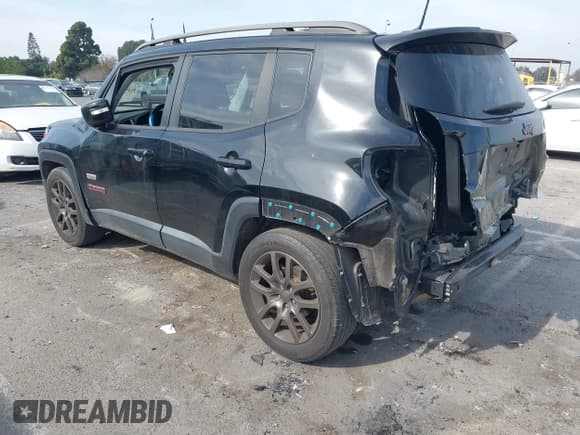 ✅ 2016 Jeep Renegade Latitude • VIN: ZACCJABT8GPD62251 • Lot: 41472431. Listed on IAAI with 117,947 mi. Free auction sales archive from the USA and detailed vehicle history report at DreamBid. Image 3.