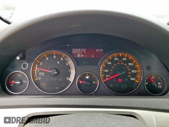 ✅ 2010 Saturn Outlook XE • VIN: 5GZLRTEDXAJ195342 • Lot: 60126565. Wystawiony na Copart z przebiegiem 185 321 mil. Bezpłatny archiwum sprzedaży aukcyjnych z USA i szczegółowy raport historii pojazdu na DreamBid. Zdjęcie 9.