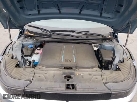 ✅ 2022 Hyundai Ioniq 5 SE • VIN: KM8KM4AE4NU088884 • Lot: 71323824. Wystawiony na Copart z przebiegiem 39 347 mil mil. Skorzystaj z bezpłatnego archiwum sprzedaży aukcyjnych z USA i zobacz szczegółowy raport historii pojazdu na DreamBid. Zdjęcie 11.