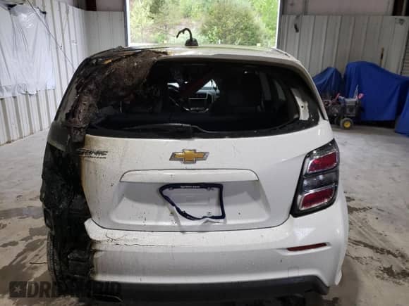 2017 Chevrolet Sonic LT с VIN 1G1JG6SH3H4167147, выставлен на аукционе Copart как лот 53033934 с пробегом Не указан миль и Списание • Salvage title. История ставок и продаж доступна на DreamBid. Изображение 6.