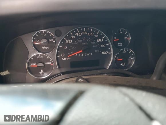 ✅ 2014 Chevrolet Express Cargo • VIN: 1GCWGFCB9E1137591 • Lot: 85784424. Wystawiony na Copart z przebiegiem Nie podano. Bezpłatny archiwum sprzedaży aukcyjnych z USA i szczegółowy raport historii pojazdu na DreamBid. Zdjęcie 9.