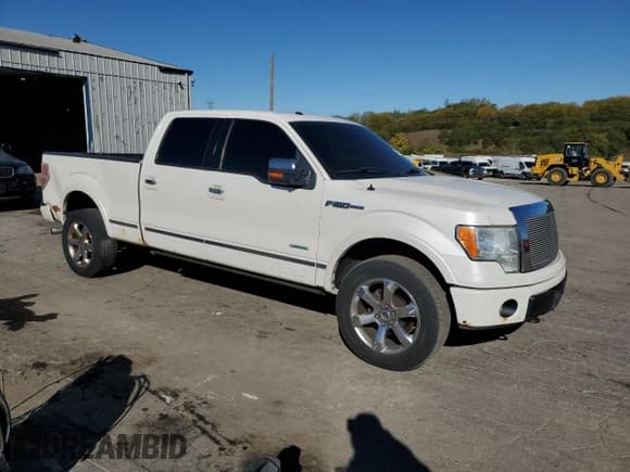 ✅ 2012 Ford F-150 XL • VIN: 1FTFW1ET7CFA31829 • Lot: 89715585. Listed on Copart with 322,946 mi. Free auction sales archive from the USA and detailed vehicle history report at DreamBid. Image 4.