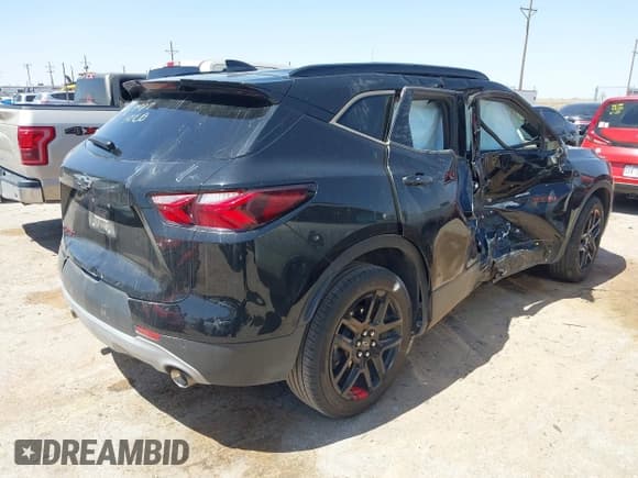 ✅ 2020 Chevrolet Blazer LT • VIN: 3GNKBCRS2LS618188 • Lot: 42004681. Wystawiony na IAAI z przebiegiem 37 283 mil. Bezpłatny archiwum sprzedaży aukcyjnych z USA i szczegółowy raport historii pojazdu na DreamBid. Zdjęcie 4.