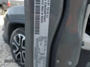 ✅ 2023 Jeep Compass (RED) Edition • VIN: 3C4NJDCN9PT558315 • Lot: 48219915. Wystawiony na Copart z przebiegiem 7 183 mil. Bezpłatny archiwum sprzedaży aukcyjnych z USA i szczegółowy raport historii pojazdu na DreamBid. Zdjęcie 13.