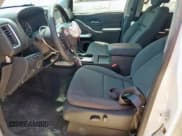 ✅ 2023 Nissan Frontier SV • VIN: 1N6ED1EJ3PN639906 • Lot: 63873265. Wystawiony na Copart z przebiegiem 36 238 mil. Bezpłatny archiwum sprzedaży aukcyjnych z USA i szczegółowy raport historii pojazdu na DreamBid. Zdjęcie 7.