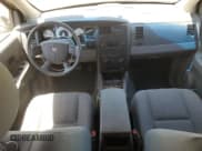 ✅ 2005 Dodge Durango SXT • VIN: 1D4HB38N25F552086 • Лот: 63787505. Опубликован ранее на Copart с пробегом 180 000 миль. Бесплатный доступ к архиву аукционных продаж из США и подробный отчёт об истории автомобиля на DreamBid. Изображение 8.