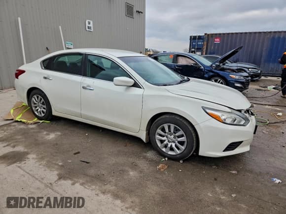 ✅ 2016 Nissan Altima SR • VIN: 1N4AL3AP8GC254837 • Лот: 93499935. Опубликован ранее на Copart с пробегом 293 056 миль. Бесплатный доступ к архиву аукционных продаж из США и подробный отчёт об истории автомобиля на DreamBid. Изображение 4.