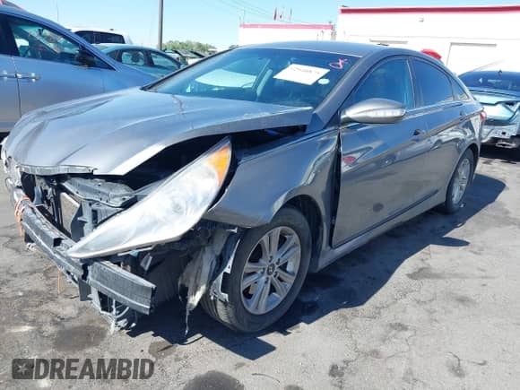 2014 Hyundai Sonata GLS с VIN 5NPEB4AC6EH853061, выставлен на аукционе IAAI как лот 42940875 с пробегом 158 432 миль миль и . История ставок и продаж доступна на DreamBid. Изображение 17.