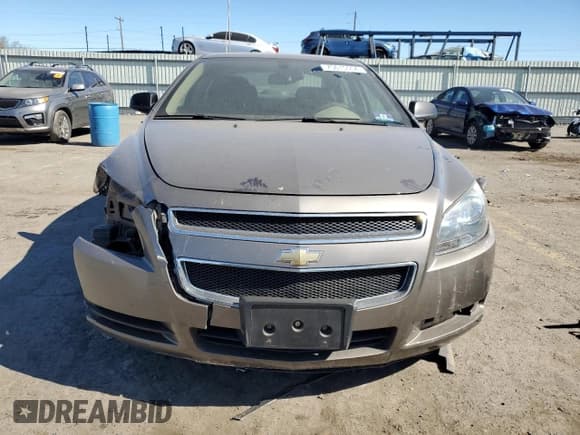 ✅ 2010 Chevrolet Malibu 1LS • VIN: 1G1ZB5EB4A4134988 • Lot: 75615554. Listed on Copart with 74,294 mi. Free auction sales archive from the USA and detailed vehicle history report at DreamBid. Image 5.