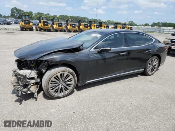 ✅ 2022 Lexus LS 500 • VIN: JTHD51FF4N5015713 • Lot: 60473855. Wystawiony na Copart z przebiegiem 77 800 mil. Bezpłatny archiwum sprzedaży aukcyjnych z USA i szczegółowy raport historii pojazdu na DreamBid. Zdjęcie 1.