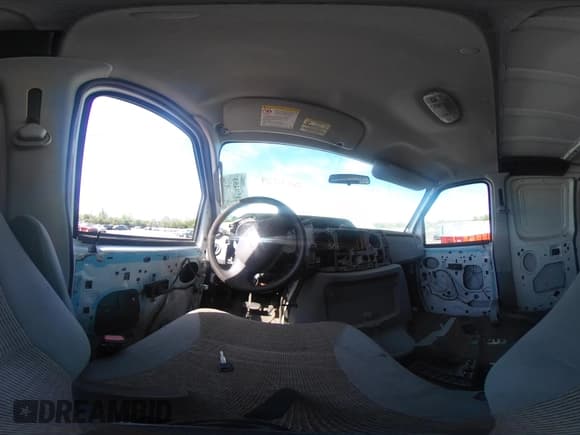 ✅ 2014 Ford Econoline Cargo Commercial • VIN: 1FTNS2EW2EDA83939 • Lot: 42159453. Wystawiony na IAAI z przebiegiem 148 947 mil. Bezpłatny archiwum sprzedaży aukcyjnych z USA i szczegółowy raport historii pojazdu na DreamBid. Zdjęcie 23.