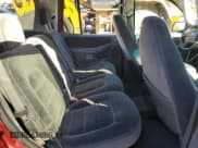 ✅ 2002 Ford Explorer XLT • VIN: 1FMZU73E62ZA56126 • Lot: 85899615. Wystawiony na Copart z przebiegiem 175 995 mil. Bezpłatny archiwum sprzedaży aukcyjnych z USA i szczegółowy raport historii pojazdu na DreamBid. Zdjęcie 11.