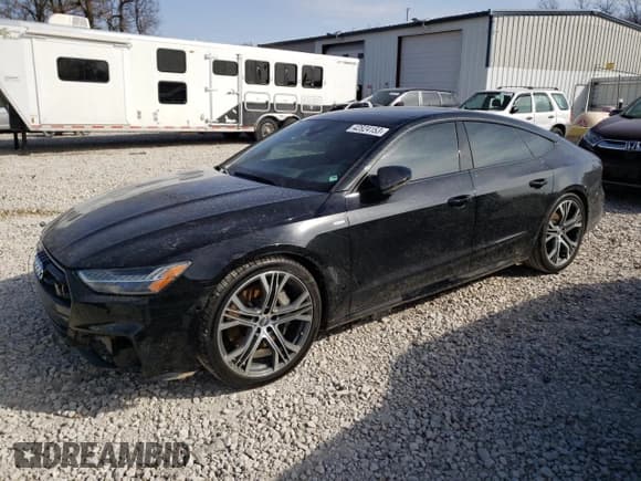 ✅ 2019 Audi A7 Prestige • VIN: WAUV2AF20KN072818 • Лот: 42824153. Опубликован ранее на Copart с пробегом 18 857 миль. Бесплатный доступ к архиву аукционных продаж из США и подробный отчёт об истории автомобиля на DreamBid. Изображение 1.