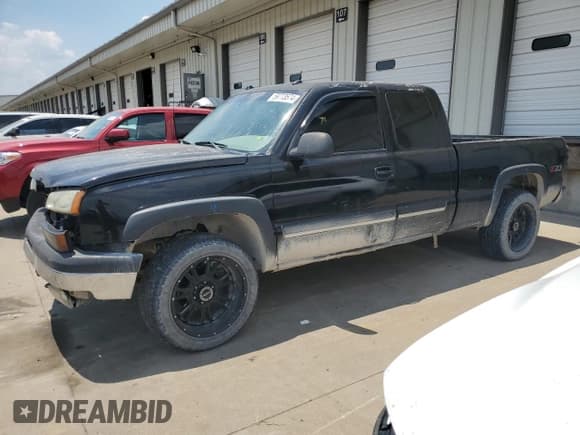 ✅ 2004 Chevrolet Silverado 1500 Z71 • VIN: 2GCEK19T241274961 • Лот: 59773574. Опубликован ранее на Copart с пробегом 294 469 миль. Бесплатный доступ к архиву аукционных продаж из США и подробный отчёт об истории автомобиля на DreamBid. Изображение 1.