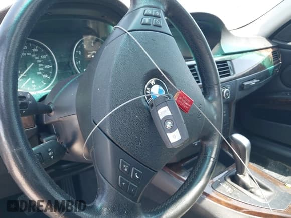 ✅ 2009 BMW 3 Series 328i xDrive • VIN: WBAPK73559A456184 • Lot: 42861662. Listed on IAAI with Not provided. Free auction sales archive from the USA and detailed vehicle history report at DreamBid. Image 11.