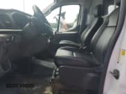 ✅ 2024 Ford Transit Cargo • VIN: 1FTYE1Y83RKA32382 • Lot: 64188725. Wystawiony na Copart z przebiegiem 38 647 mil. Bezpłatny archiwum sprzedaży aukcyjnych z USA i szczegółowy raport historii pojazdu na DreamBid. Zdjęcie 7.