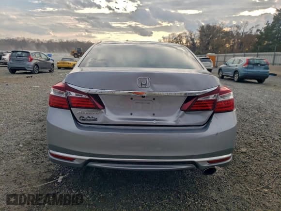 ✅ 2016 Honda Accord LX • VIN: 1HGCR2F34GA221039 • Лот: 94293745. Опубликован ранее на Copart с пробегом 142 817 миль. Бесплатный доступ к архиву аукционных продаж из США и подробный отчёт об истории автомобиля на DreamBid. Изображение 6.