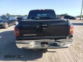 ✅ 2000 Chevrolet Silverado 1500 LS • VIN: 2GCEC19T7Y1374850 • Lot: 68929524. Wystawiony na Copart z przebiegiem 426 938 mil mil. Skorzystaj z bezpłatnego archiwum sprzedaży aukcyjnych z USA i zobacz szczegółowy raport historii pojazdu na DreamBid. Zdjęcie 6.