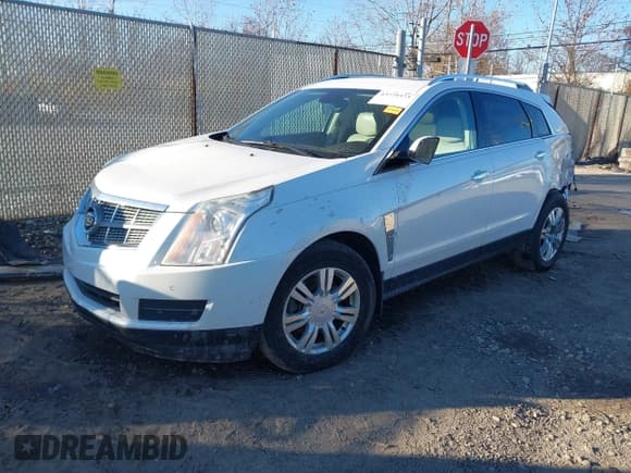 ✅ 2012 Cadillac SRX Luxury Collection • VIN: 3GYFNAE39CS525506 • Lot: 43779373. Wystawiony na IAAI z przebiegiem 79 807 mil. Bezpłatny archiwum sprzedaży aukcyjnych z USA i szczegółowy raport historii pojazdu na DreamBid. Zdjęcie 2.