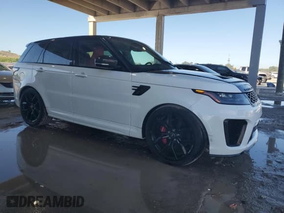✅ 2022 Land Rover Range Rover Sport SVR • VIN: SALWZ2RE6NA244093 • Lot: 89654195. Wystawiony na Copart z przebiegiem 9 486 mil. Bezpłatny archiwum sprzedaży aukcyjnych z USA i szczegółowy raport historii pojazdu na DreamBid. Zdjęcie 4.