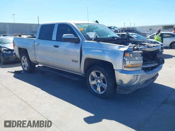 ✅ 2018 Chevrolet Silverado 1500 LT • VIN: 3GCPCREC9JG586160 • Lot: 43568321. Wystawiony na IAAI z przebiegiem 51 386 mil. Bezpłatny archiwum sprzedaży aukcyjnych z USA i szczegółowy raport historii pojazdu na DreamBid. Zdjęcie 1.