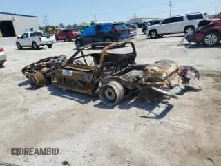 1973 Chevrolet Corvette с VIN 1Z37J3S417104, выставлен на аукционе Copart как лот 67416635 с пробегом Не указан миль и На запчасти • Non repairable. История ставок и продаж доступна на DreamBid. Изображение 2.