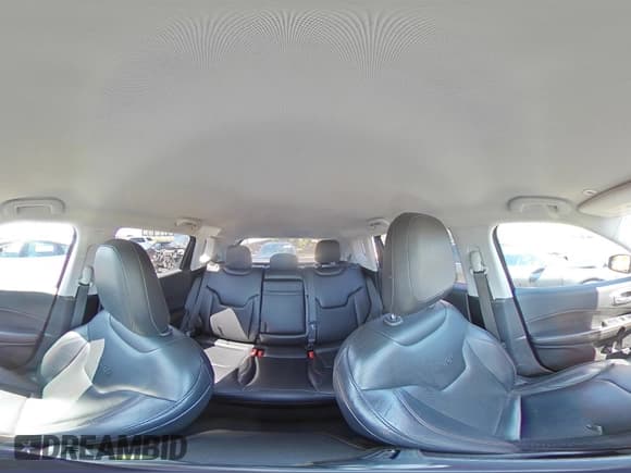 ✅ 2018 Jeep Compass Limited • VIN: 3C4NJDCB9JT456753 • Lot: 55836405. Listed on Copart with 50,858 mi. Free auction sales archive from the USA and detailed vehicle history report at DreamBid. Image 16.