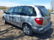 ✅ 2003 Dodge Caravan SE • VIN: 1D4GP25B93B168831 • Lot: 42175933. Wystawiony na IAAI z przebiegiem 103 282 mil. Bezpłatny archiwum sprzedaży aukcyjnych z USA i szczegółowy raport historii pojazdu na DreamBid. Zdjęcie 6.