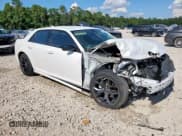 ✅ 2022 Chrysler 300 Touring • VIN: 2C3CCAAG8NH221861 • Lot: 67856255. Listed on Copart with 33,990 mi. Free auction sales archive from the USA and detailed vehicle history report at DreamBid. Image 4.