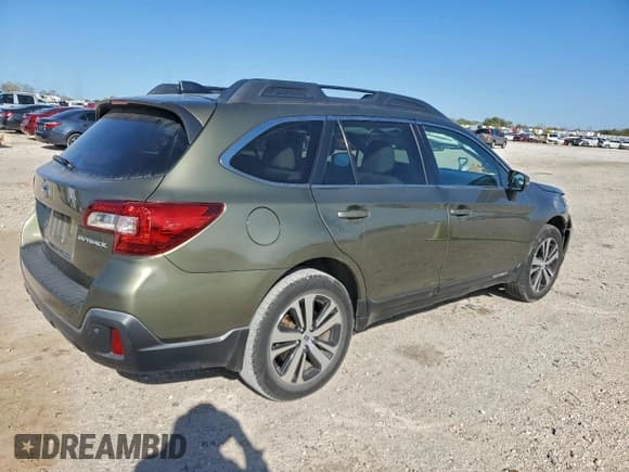 ✅ 2018 Subaru Outback Limited • VIN: 4S4BSANC8J3255437 • Лот: 94391265. Опубликован ранее на Copart с пробегом 80 472 миль. Бесплатный доступ к архиву аукционных продаж из США и подробный отчёт об истории автомобиля на DreamBid. Изображение 3.