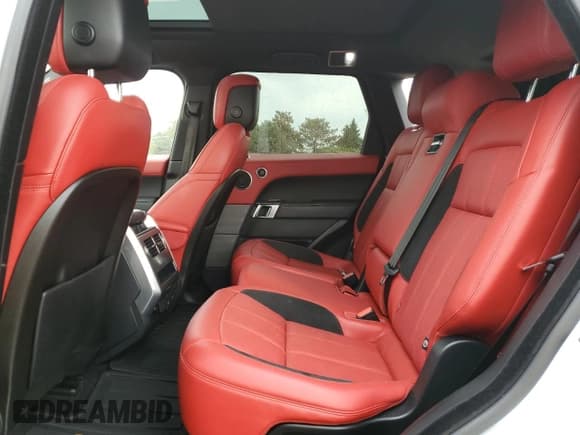 ✅ 2019 Land Rover Range Rover Sport Dynamic • VIN: SALWR2RE8KA842424 • Lot: 86638985. Wystawiony na Copart z przebiegiem 34 984 mil. Bezpłatny archiwum sprzedaży aukcyjnych z USA i szczegółowy raport historii pojazdu na DreamBid. Zdjęcie 10.