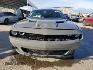 ✅ 2019 Dodge Challenger SXT • VIN: 2C3CDZAG4KH596184 • Lot: 45104194. Wystawiony na Copart z przebiegiem 36 425 mil. Bezpłatny archiwum sprzedaży aukcyjnych z USA i szczegółowy raport historii pojazdu na DreamBid. Zdjęcie 5.