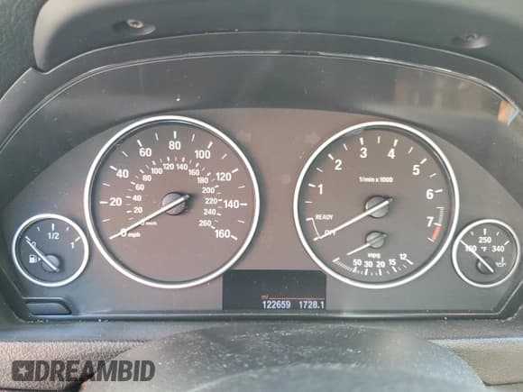 ✅ 2015 BMW 3 Series 328i • VIN: WBA3A5G55FNS84226 • Lot: 50106465. Wystawiony na Copart z przebiegiem 122 659 mil. Bezpłatny archiwum sprzedaży aukcyjnych z USA i szczegółowy raport historii pojazdu na DreamBid. Zdjęcie 9.