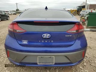 ✅ 2022 Hyundai Ioniq SE • VIN: KMHC75LC1NU279532 • Lot: 59130984. Wystawiony na Copart z przebiegiem 40 822 mil. Bezpłatny archiwum sprzedaży aukcyjnych z USA i szczegółowy raport historii pojazdu na DreamBid. Zdjęcie 6.