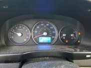 ✅ 2010 Hyundai Santa Fe GLS • VIN: 5NMSGDAB4AH338806 • Lot: 82631324. Listed on Copart with 108,308 mi. Free auction sales archive from the USA and detailed vehicle history report at DreamBid. Image 9.