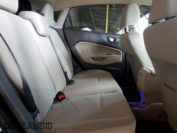 ✅ 2015 Ford Fiesta SE • VIN: 3FADP4EJ9FM225180 • Lot: 93517505. Wystawiony na Copart z przebiegiem 124 008 mil. Bezpłatny archiwum sprzedaży aukcyjnych z USA i szczegółowy raport historii pojazdu na DreamBid. Zdjęcie 10.