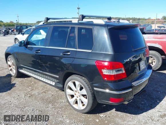 ✅ 2010 Mercedes-Benz GLK 350 • VIN: WDCGG8HB6AF293362 • Лот: 43467684. Опубликован ранее на IAAI с пробегом 171 832 миль. Бесплатный доступ к архиву аукционных продаж из США и подробный отчёт об истории автомобиля на DreamBid. Изображение 3.