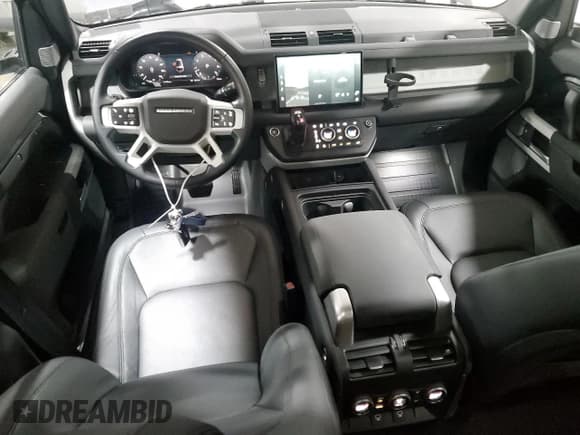 ✅ 2024 Land Rover Defender • VIN: SALEJFEU0R2320348 • Lot: 56183785. Listed on Copart with 11,170 mi. Free auction sales archive from the USA and detailed vehicle history report at DreamBid. Image 8.