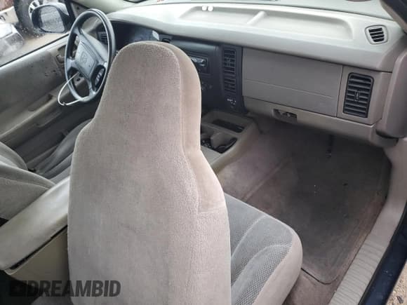 ✅ 2004 Dodge Dakota SLT • VIN: 1D7GL42N54S721808 • Lot: 73992034. Listed on Copart with Not provided. Free auction sales archive from the USA and detailed vehicle history report at DreamBid. Image 8.