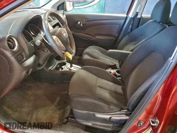 ✅ 2016 Nissan Versa SV • VIN: 3N1CN7AP7GL840182 • Lot: 94574055. Wystawiony na Copart z przebiegiem 132 206 mil. Bezpłatny archiwum sprzedaży aukcyjnych z USA i szczegółowy raport historii pojazdu na DreamBid. Zdjęcie 7.