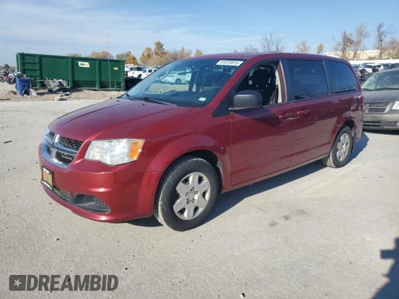 ✅ 2011 Dodge Grand Caravan Express • VIN: 2D4RN4DG7BR723945 • Lot: 91875915. Wystawiony na Copart z przebiegiem 124 483 mil. Bezpłatny archiwum sprzedaży aukcyjnych z USA i szczegółowy raport historii pojazdu na DreamBid. Zdjęcie 1.