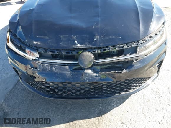 ✅ 2025 Volkswagen Jetta Sport • VIN: 3VWBX7BU4SM069512 • Lot: 42895039. Listed on IAAI with 5,138 mi. Free auction sales archive from the USA and detailed vehicle history report at DreamBid. Image 6.