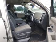 ✅ 2009 Dodge 1500 Laramie • VIN: 1D3HV13T49J512617 • Lot: 42589721. Wystawiony na IAAI z przebiegiem 149 820 mil. Bezpłatny archiwum sprzedaży aukcyjnych z USA i szczegółowy raport historii pojazdu na DreamBid. Zdjęcie 5.