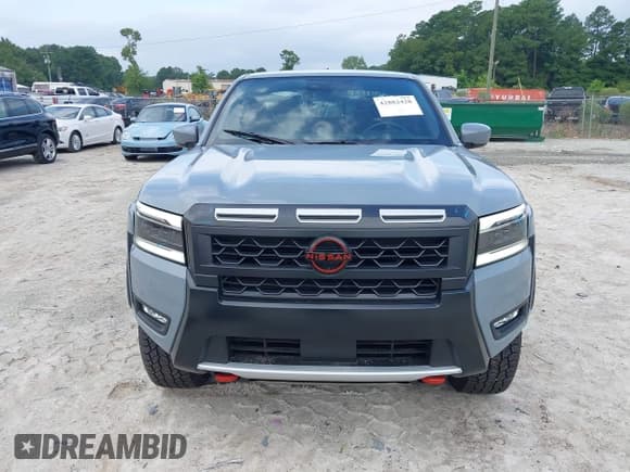 ✅ 2025 Nissan Frontier SV • VIN: 1N6ED1EKXSN600263 • Lot: 42882428. Listed on IAAI with 9,463 mi. Free auction sales archive from the USA and detailed vehicle history report at DreamBid. Image 12.
