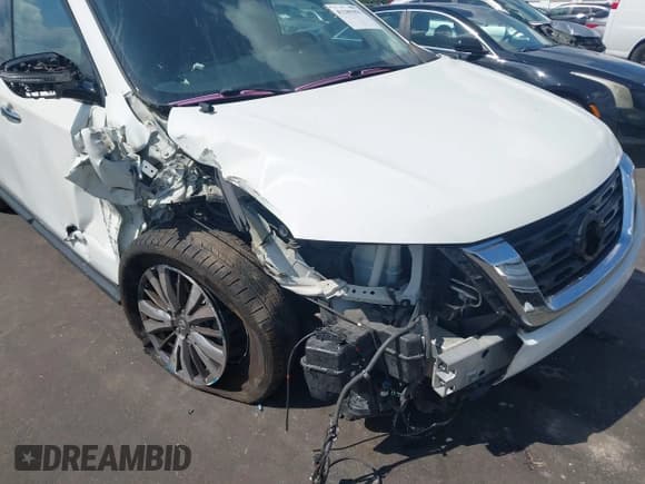 ✅ 2020 Nissan Pathfinder SV • VIN: 5N1DR2BN5LC619946 • Lot: 43185955. Listed on IAAI with 65,788 mi. Free auction sales archive from the USA and detailed vehicle history report at DreamBid. Image 6.