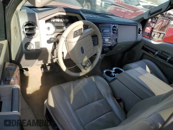 ✅ 2008 Ford F-250 XL • VIN: 1FTSX21R28ED76985 • Лот: 84600785. Опубликован ранее на Copart с пробегом 95 712 миль. Бесплатный доступ к архиву аукционных продаж из США и подробный отчёт об истории автомобиля на DreamBid. Изображение 8.