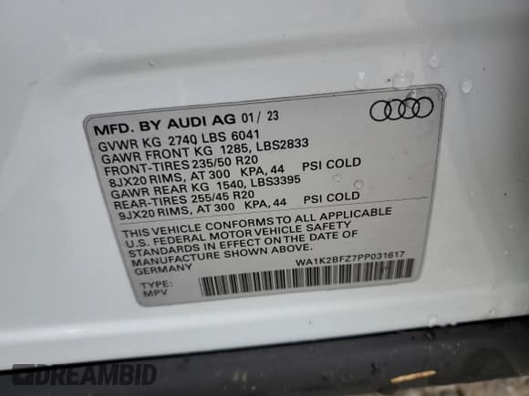 ✅ 2023 Audi Q4 e-tron • VIN: WA1K2BFZ7PP031617 • Lot: 75874984. Wystawiony na Copart z przebiegiem 18 346 mil. Bezpłatny archiwum sprzedaży aukcyjnych z USA i szczegółowy raport historii pojazdu na DreamBid. Zdjęcie 13.