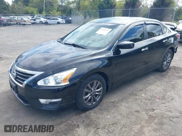 ✅ 2015 Nissan Altima S • VIN: 1N4AL3AP6FC470393 • Lot: 43307257. Wystawiony na IAAI z przebiegiem 210 534 mil. Bezpłatny archiwum sprzedaży aukcyjnych z USA i szczegółowy raport historii pojazdu na DreamBid. Zdjęcie 2.
